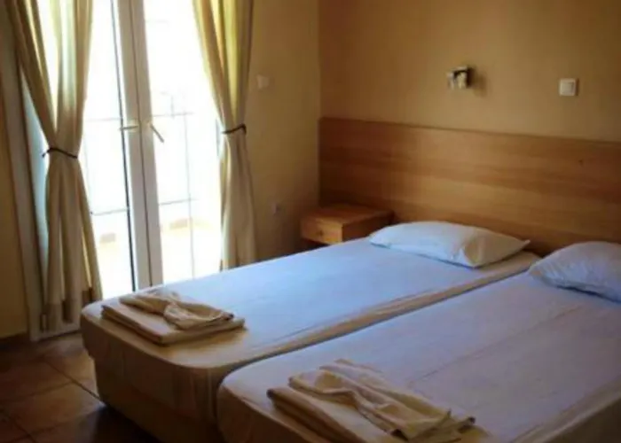 Hotel Quayside Village (adults Only) 2*