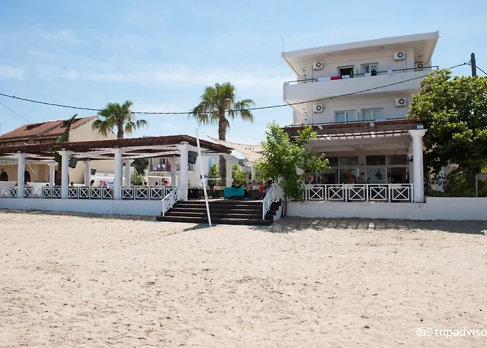 Quayside Village (adults Only) מלון